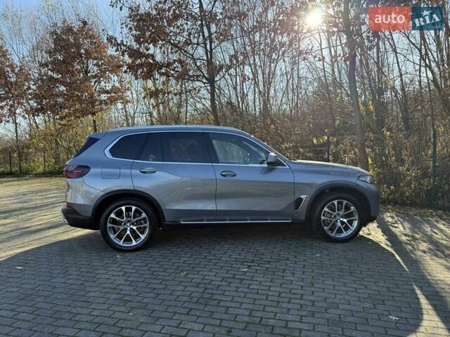 Сірий БМВ Х5, об'ємом двигуна 3 л та пробігом 23 тис. км за 79500 $, фото 73 на Automoto.ua