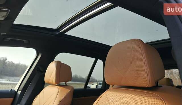 Серый БМВ Х5, объемом двигателя 3 л и пробегом 57 тыс. км за 77500 $, фото 18 на Automoto.ua