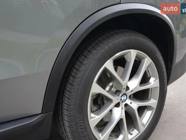 Серый БМВ Х5, объемом двигателя 3 л и пробегом 57 тыс. км за 72000 $, фото 19 на Automoto.ua