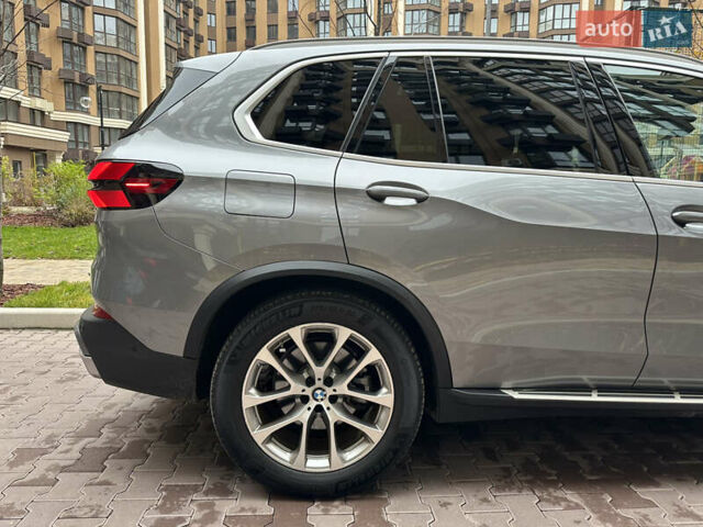 Сірий БМВ Х5, об'ємом двигуна 3 л та пробігом 65 тис. км за 70900 $, фото 15 на Automoto.ua