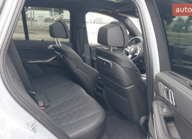 Сірий БМВ Х5, об'ємом двигуна 0 л та пробігом 42 тис. км за 76000 $, фото 6 на Automoto.ua