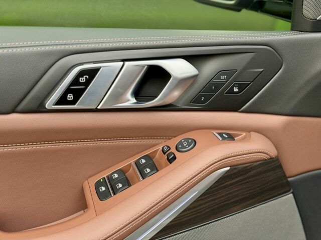 Серый БМВ Х5, объемом двигателя 3 л и пробегом 33 тыс. км за 112900 $, фото 7 на Automoto.ua