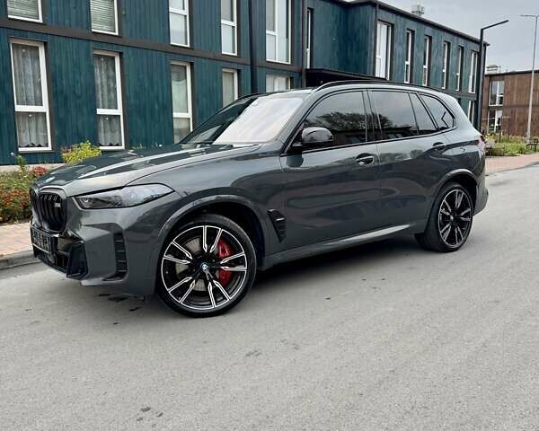 Серый БМВ Х5, объемом двигателя 4.39 л и пробегом 34 тыс. км за 129900 $, фото 1 на Automoto.ua