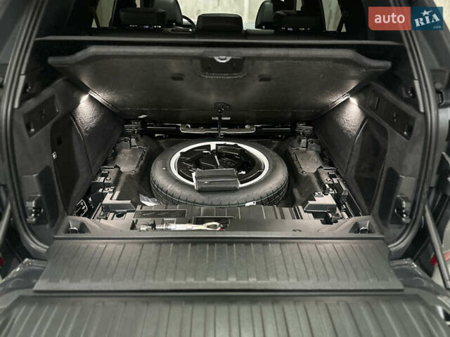 Серый БМВ Х5, объемом двигателя 3 л и пробегом 7 тыс. км за 135700 $, фото 36 на Automoto.ua