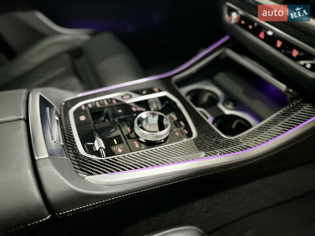 Серый БМВ Х5, объемом двигателя 3 л и пробегом 7 тыс. км за 135700 $, фото 25 на Automoto.ua