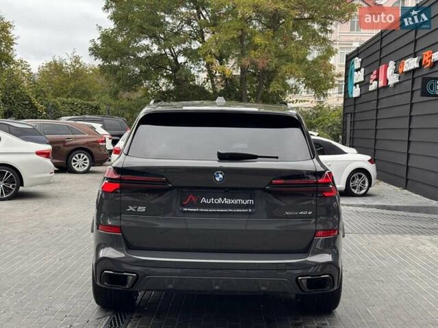 Сірий БМВ Х5, об'ємом двигуна 2.99 л та пробігом 13 тис. км за 136900 $, фото 5 на Automoto.ua