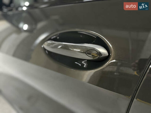 Серый БМВ Х5, объемом двигателя 3 л и пробегом 7 тыс. км за 135700 $, фото 43 на Automoto.ua