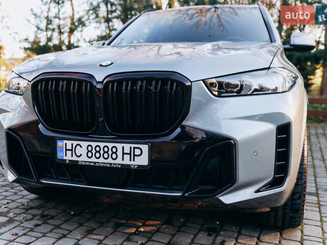 Серый БМВ Х5, объемом двигателя 3 л и пробегом 13 тыс. км за 78000 $, фото 4 на Automoto.ua