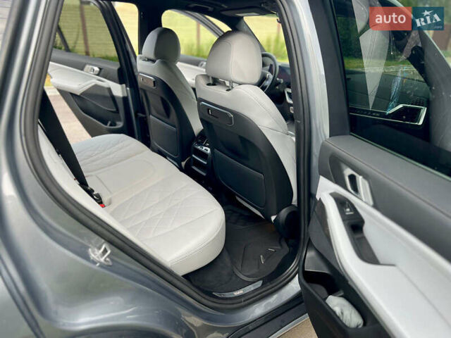 Серый БМВ Х5, объемом двигателя 3 л и пробегом 5 тыс. км за 85500 $, фото 61 на Automoto.ua