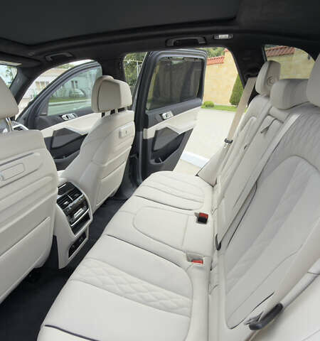 Сірий БМВ Х5, об'ємом двигуна 4.4 л та пробігом 11 тис. км за 115000 $, фото 37 на Automoto.ua