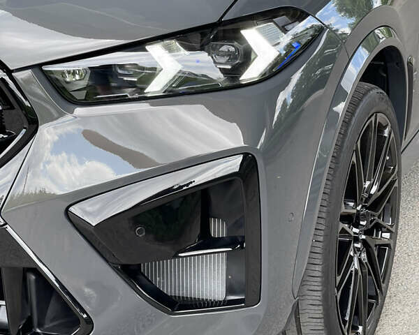 Серый БМВ Х5, объемом двигателя 3 л и пробегом 8 тыс. км за 89000 $, фото 7 на Automoto.ua