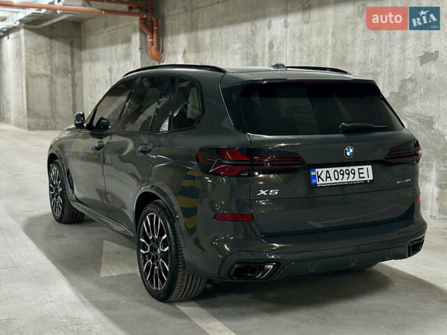 Серый БМВ Х5, объемом двигателя 3 л и пробегом 7 тыс. км за 135700 $, фото 9 на Automoto.ua