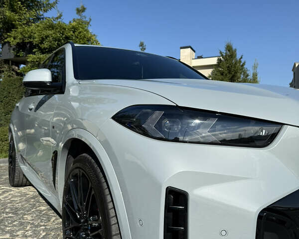 Серый БМВ Х5, объемом двигателя 3 л и пробегом 9 тыс. км за 110000 $, фото 9 на Automoto.ua
