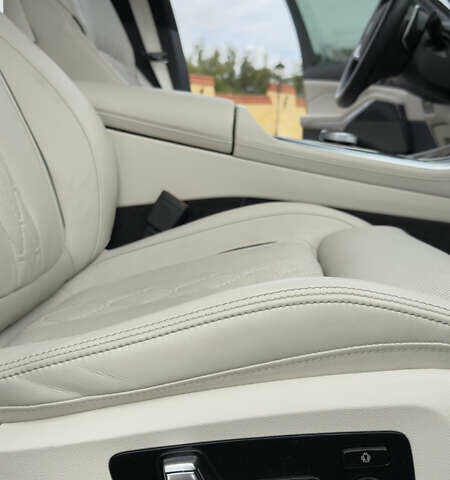 Сірий БМВ Х5, об'ємом двигуна 4.4 л та пробігом 11 тис. км за 115000 $, фото 49 на Automoto.ua