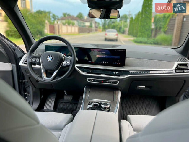 Серый БМВ Х5, объемом двигателя 3 л и пробегом 5 тыс. км за 85500 $, фото 58 на Automoto.ua