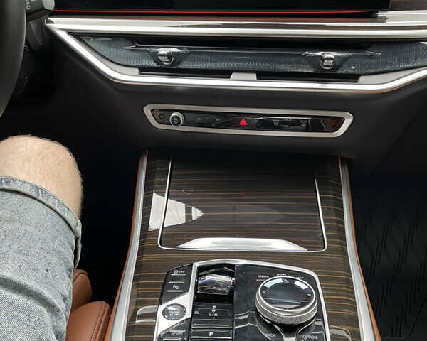 Серый БМВ Х5, объемом двигателя 3 л и пробегом 8 тыс. км за 89000 $, фото 27 на Automoto.ua