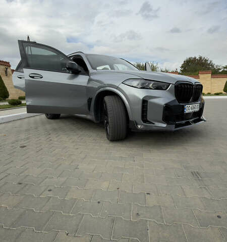 Сірий БМВ Х5, об'ємом двигуна 4.4 л та пробігом 11 тис. км за 115000 $, фото 33 на Automoto.ua