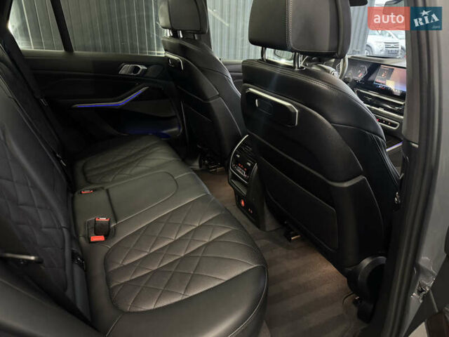 Серый БМВ Х5, объемом двигателя 3 л и пробегом 70 тыс. км за 69999 $, фото 40 на Automoto.ua