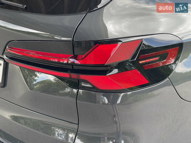 Серый БМВ Х5, объемом двигателя 3 л и пробегом 8 тыс. км за 89000 $, фото 12 на Automoto.ua