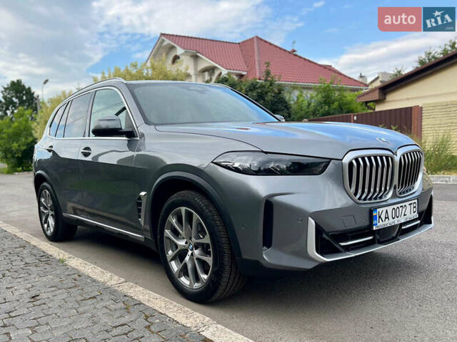 Серый БМВ Х5, объемом двигателя 3 л и пробегом 5 тыс. км за 85500 $, фото 12 на Automoto.ua