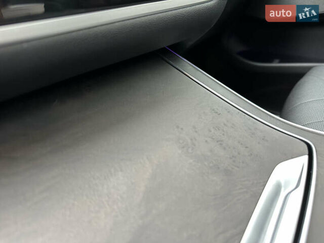 Серый БМВ Х5, объемом двигателя 3 л и пробегом 65 тыс. км за 72000 $, фото 38 на Automoto.ua