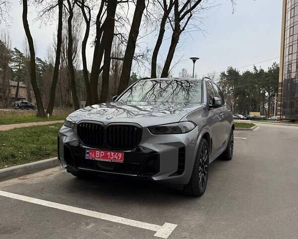 Серый БМВ Х5, объемом двигателя 3 л и пробегом 36 тыс. км за 90000 $, фото 5 на Automoto.ua