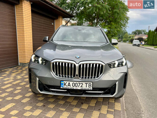 Серый БМВ Х5, объемом двигателя 3 л и пробегом 5 тыс. км за 85500 $, фото 2 на Automoto.ua