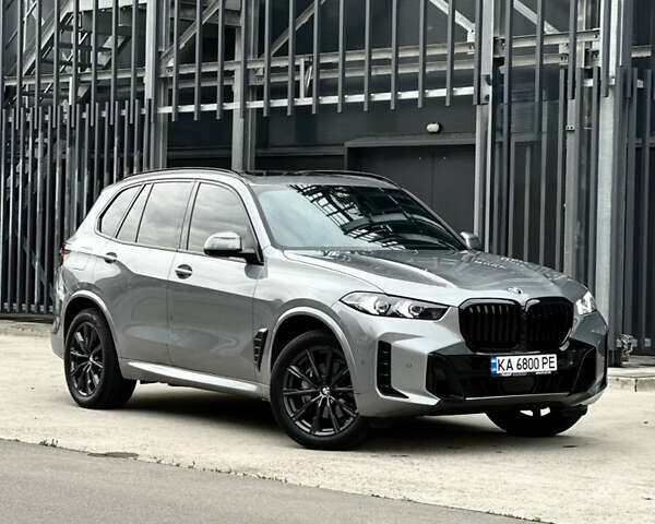 Серый БМВ Х5, объемом двигателя 3 л и пробегом 16 тыс. км за 83900 $, фото 1 на Automoto.ua