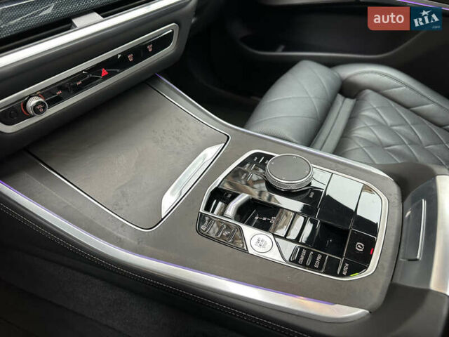Серый БМВ Х5, объемом двигателя 3 л и пробегом 65 тыс. км за 72000 $, фото 37 на Automoto.ua