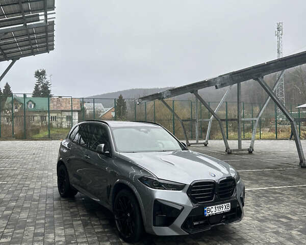 Серый БМВ Х5, объемом двигателя 3 л и пробегом 67 тыс. км за 78900 $, фото 1 на Automoto.ua