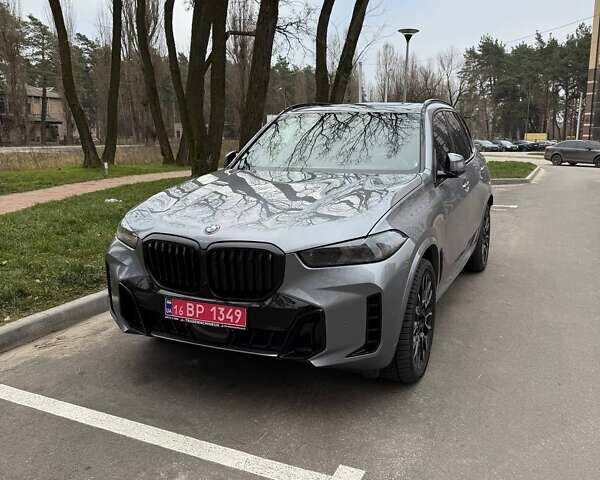 Серый БМВ Х5, объемом двигателя 3 л и пробегом 36 тыс. км за 90000 $, фото 2 на Automoto.ua