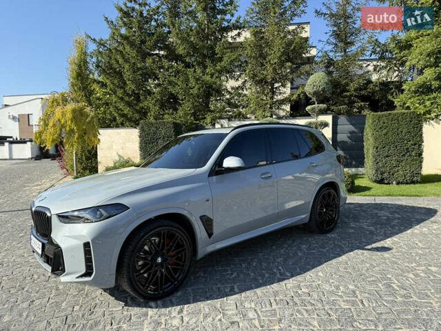 Серый БМВ Х5, объемом двигателя 3 л и пробегом 9 тыс. км за 110000 $, фото 5 на Automoto.ua