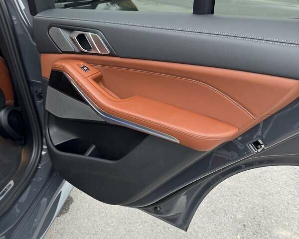 Серый БМВ Х5, объемом двигателя 4.39 л и пробегом 34 тыс. км за 129900 $, фото 29 на Automoto.ua