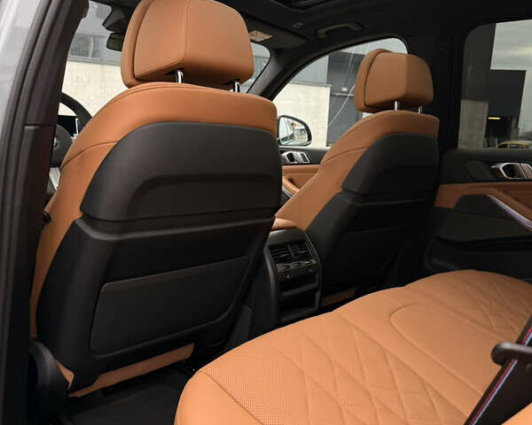 Серый БМВ Х5, объемом двигателя 3 л и пробегом 10 тыс. км за 132000 $, фото 32 на Automoto.ua