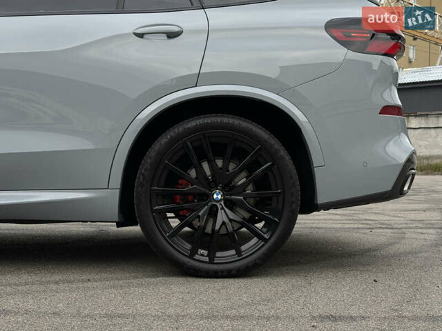 Серый БМВ Х5, объемом двигателя 3 л и пробегом 10 тыс. км за 132000 $, фото 13 на Automoto.ua