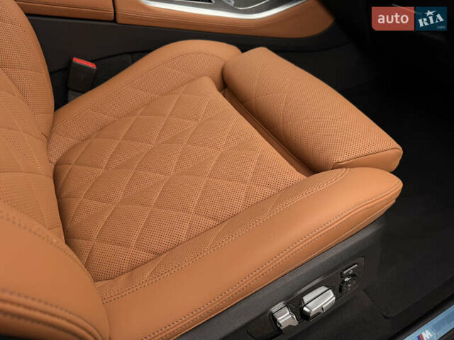 Серый БМВ Х5, объемом двигателя 3 л и пробегом 10 тыс. км за 132000 $, фото 33 на Automoto.ua