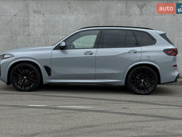 Серый БМВ Х5, объемом двигателя 3 л и пробегом 10 тыс. км за 132000 $, фото 10 на Automoto.ua