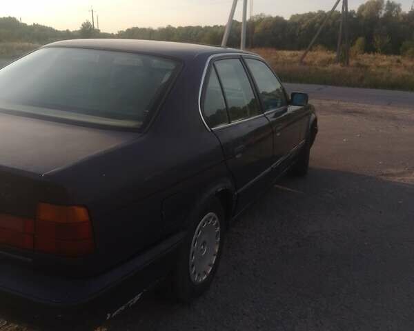 Синій БМВ Х5, об'ємом двигуна 2 л та пробігом 302 тис. км за 2500 $, фото 12 на Automoto.ua