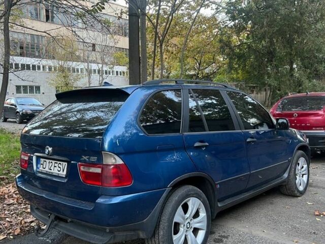 Синий БМВ Х5, объемом двигателя 3 л и пробегом 400 тыс. км за 4700 $, фото 1 на Automoto.ua