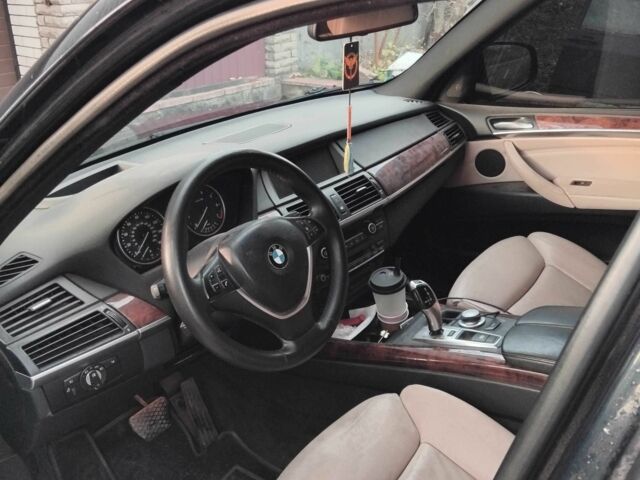 Синий БМВ Х5, объемом двигателя 4.8 л и пробегом 240 тыс. км за 6500 $, фото 8 на Automoto.ua