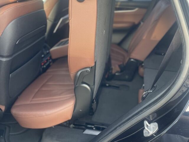 Синій БМВ Х5, об'ємом двигуна 3 л та пробігом 170 тис. км за 36400 $, фото 7 на Automoto.ua