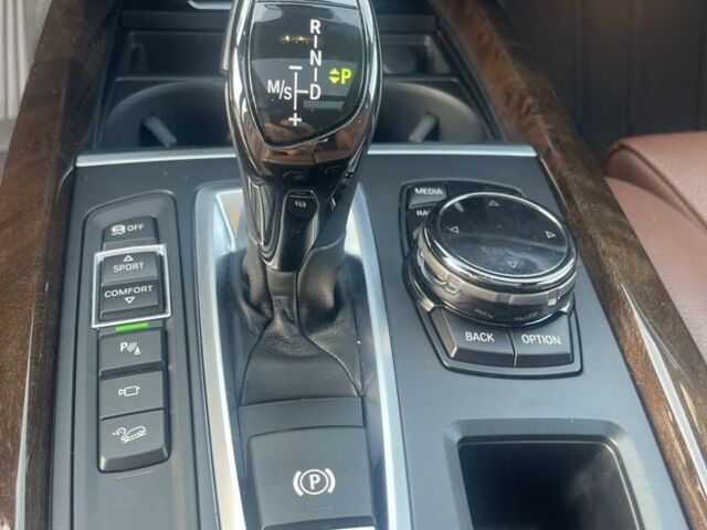 Синій БМВ Х5, об'ємом двигуна 3 л та пробігом 170 тис. км за 36400 $, фото 6 на Automoto.ua