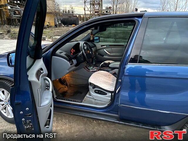Синий БМВ Х5, объемом двигателя 2.9 л и пробегом 420 тыс. км за 7800 $, фото 4 на Automoto.ua