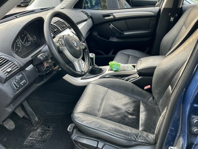 Синий БМВ Х5, объемом двигателя 3 л и пробегом 10 тыс. км за 4700 $, фото 4 на Automoto.ua