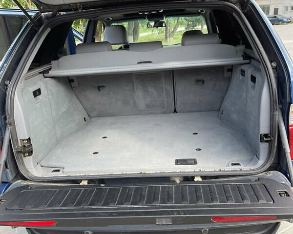 Синий БМВ Х5, объемом двигателя 3 л и пробегом 320 тыс. км за 8500 $, фото 15 на Automoto.ua