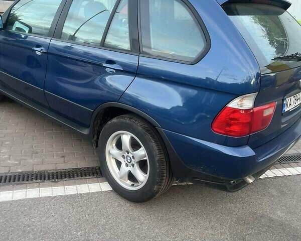 Синий БМВ Х5, объемом двигателя 3 л и пробегом 173 тыс. км за 8800 $, фото 8 на Automoto.ua