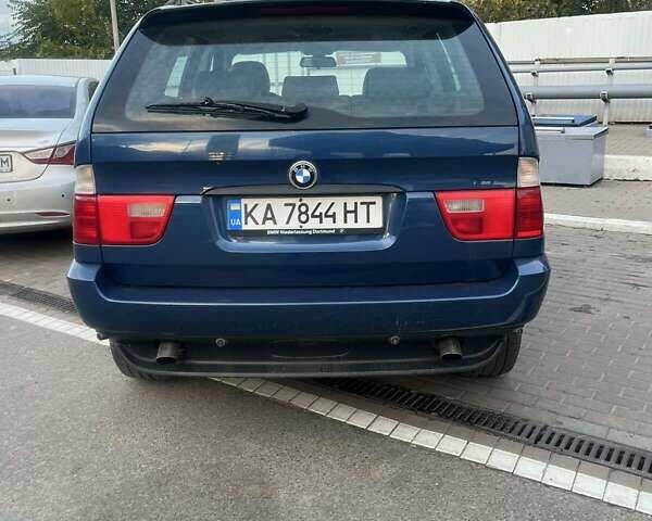 Синий БМВ Х5, объемом двигателя 3 л и пробегом 173 тыс. км за 8800 $, фото 2 на Automoto.ua