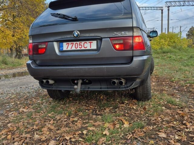 Синий БМВ Х5, объемом двигателя 0 л и пробегом 500 тыс. км за 4600 $, фото 4 на Automoto.ua