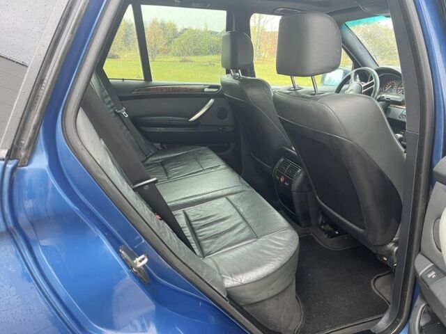 Синій БМВ Х5, об'ємом двигуна 3 л та пробігом 300 тис. км за 5500 $, фото 10 на Automoto.ua