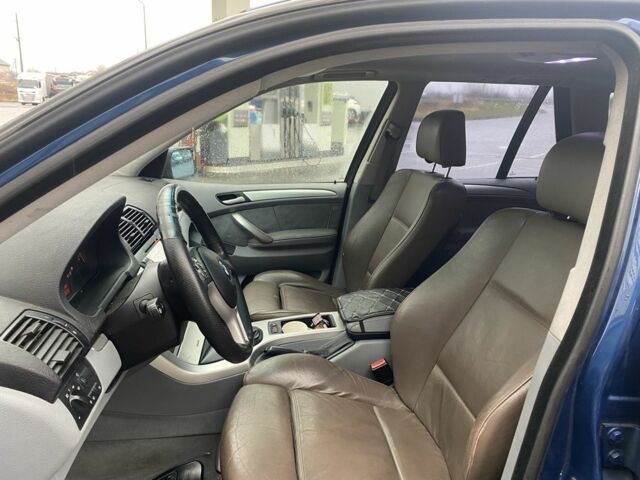 Синій БМВ Х5, об'ємом двигуна 3 л та пробігом 340 тис. км за 4499 $, фото 9 на Automoto.ua